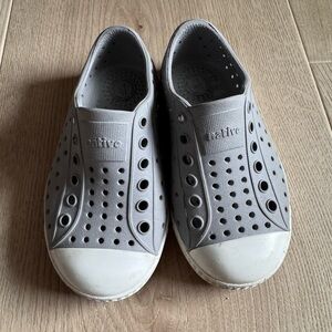 Native Kids Slip-On Water Shoes in Light Gray and White